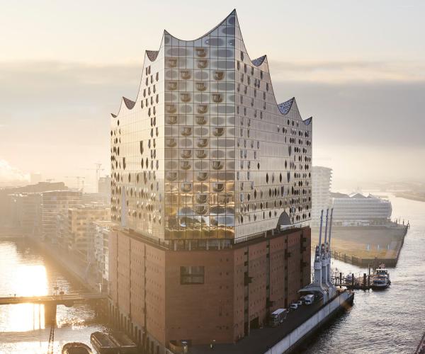 Hampuri, Elbphilharmonie, kuva: Visit Germany