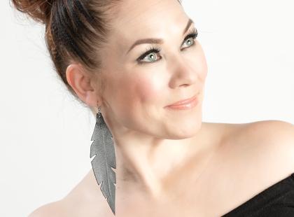 Tangokuningatar Tiina Räsänen.