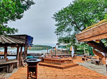 Herrankukkaron ulkoallasalue.