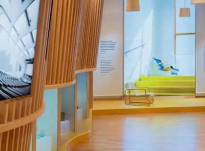 Finlandia-näyttelyn esineistöä.