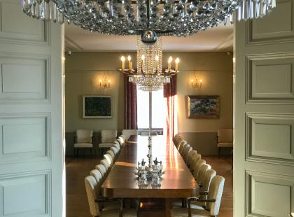 Söderlångvikin kartanon sisältä.