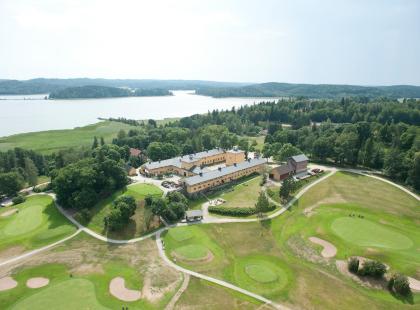 Wiurilan kartanon alue ilmakuvattuna.