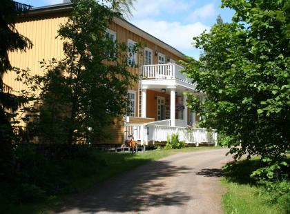 Taiteilijakoti Ahola.