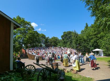 Lurens sommarteater. Foto: Creative Peak / Arto Wiikari