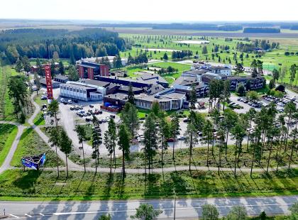 Ilmakuva Härmän kylpylästä.